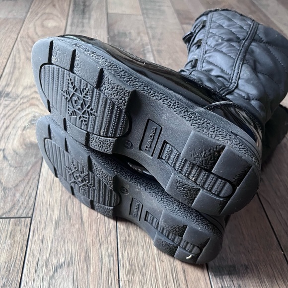 Tundra Kid’s snow boots size 13 - Picture 4 of 5